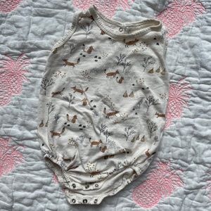 6-12M Rylee + Cru baby onesie